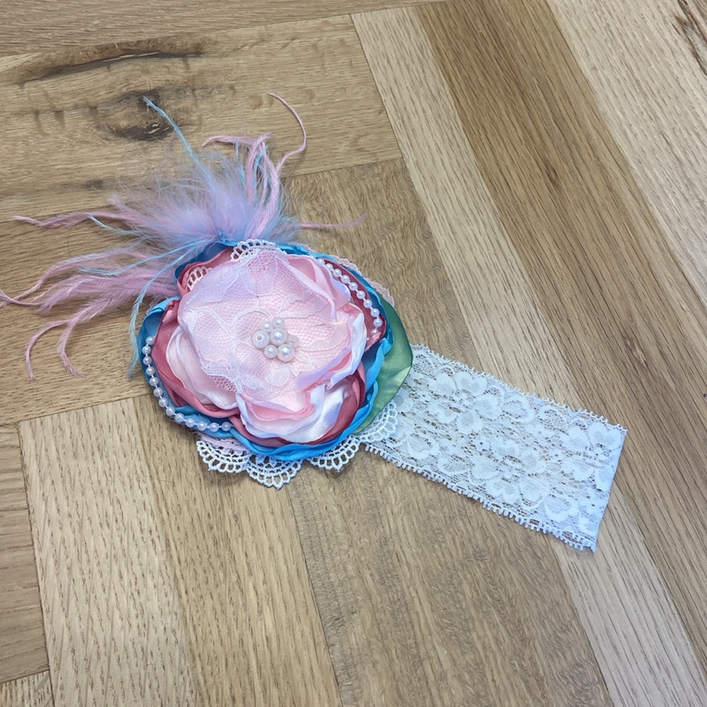 NWOT - Chloe Rose Couture Girl’s Headband